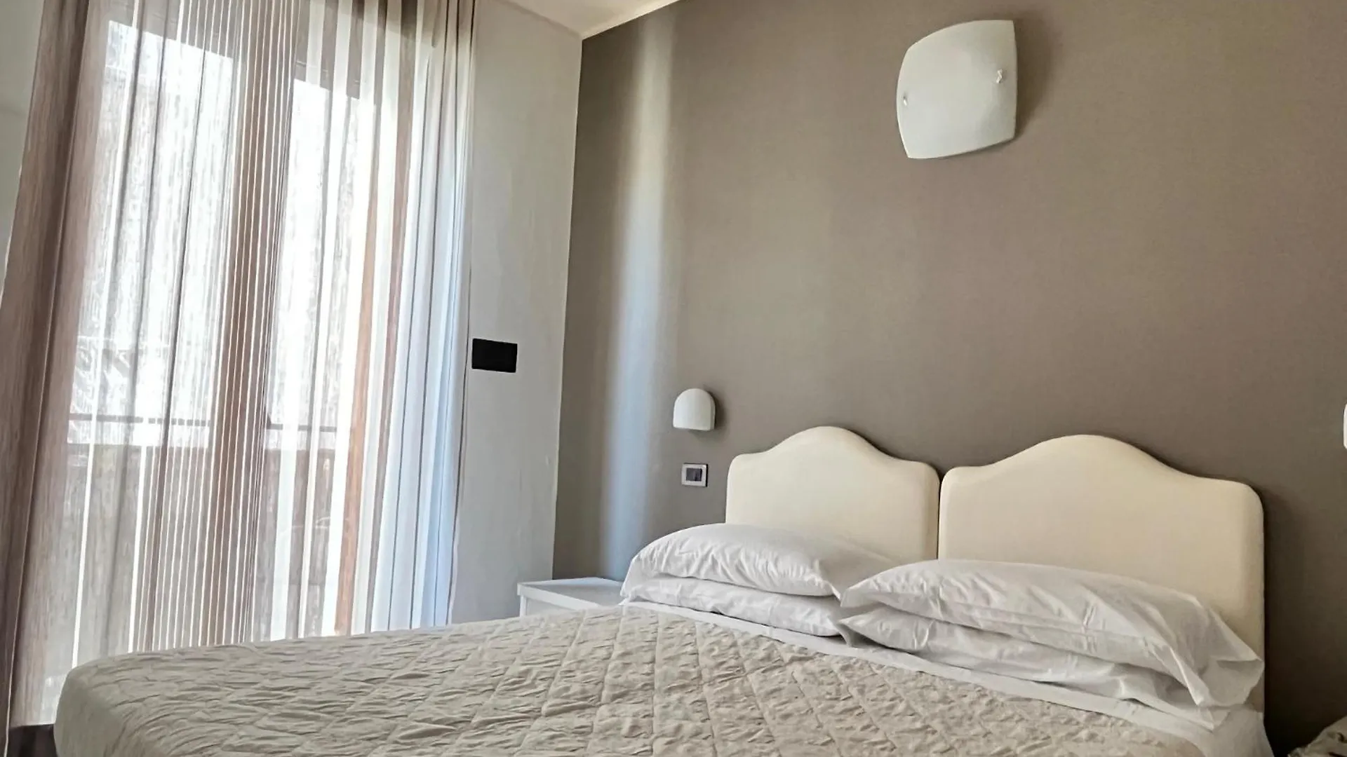 Hotel Berenice リミニ