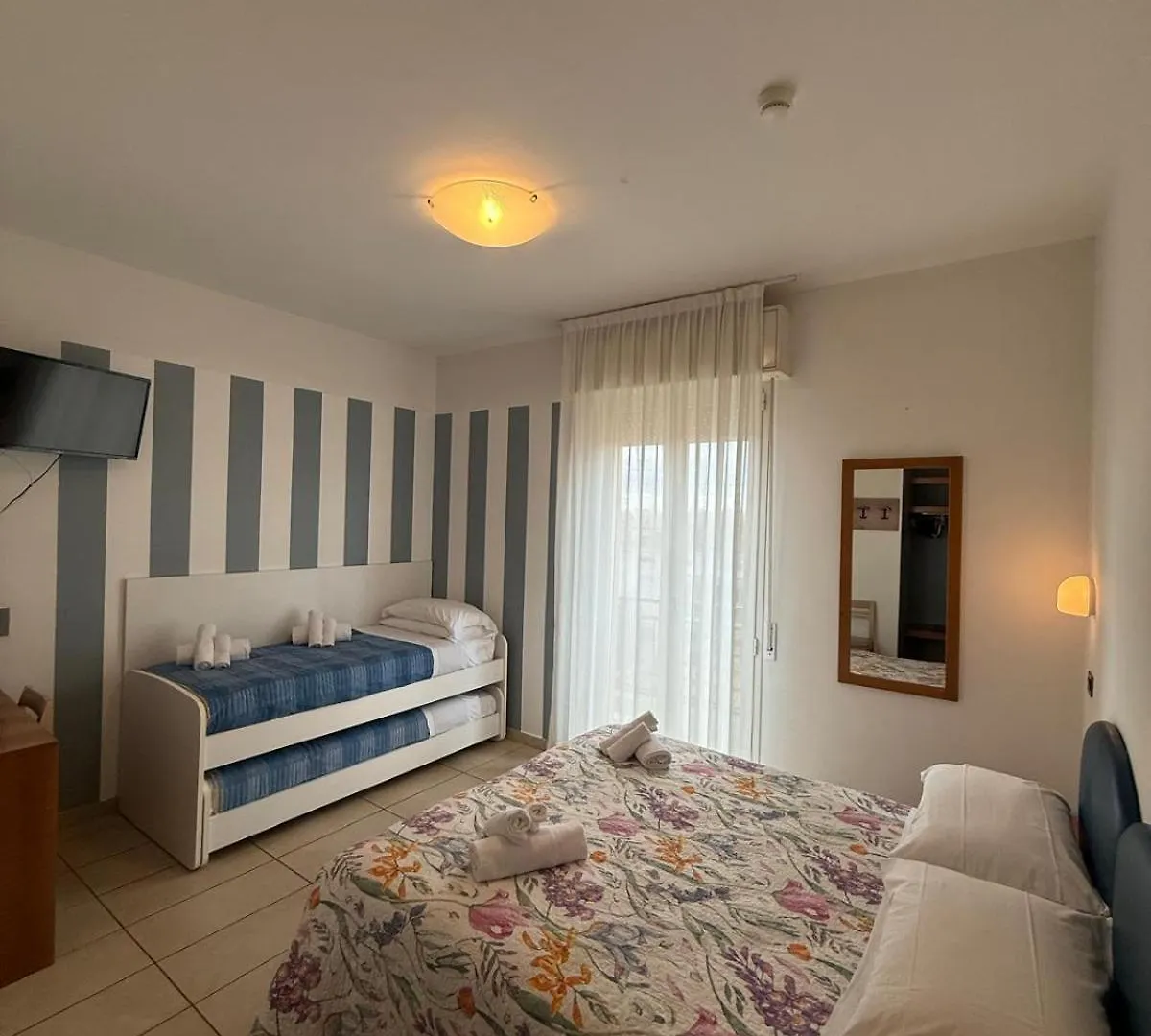 Hotel Berenice Rimini 3*,  Włochy